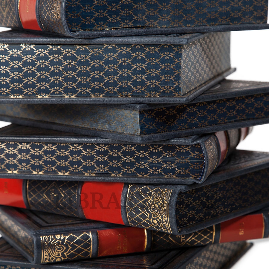 Подарочное издание книги Вечная классика. Библиотека генерального директора в 12 томах в кожаном переплете